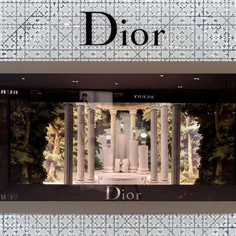 challe dior|Shop DIOR Online .